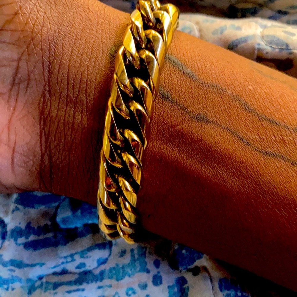 Cuban bracelet